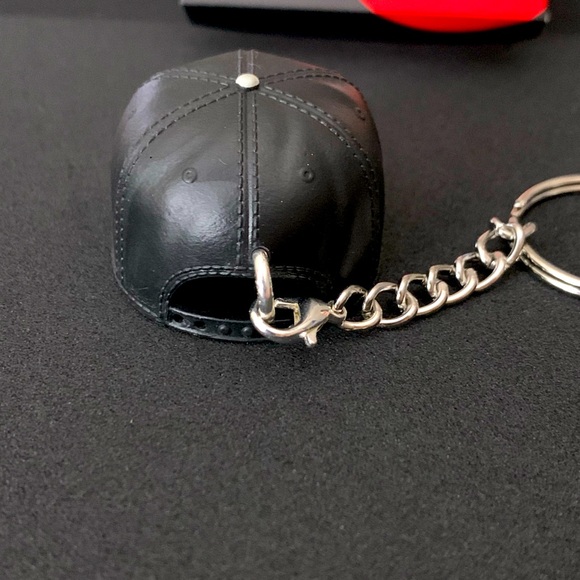 Airwalk Black/Khaki Baseball Hat Keychain - 4inch Replica Keychain - Picture 5 of 9